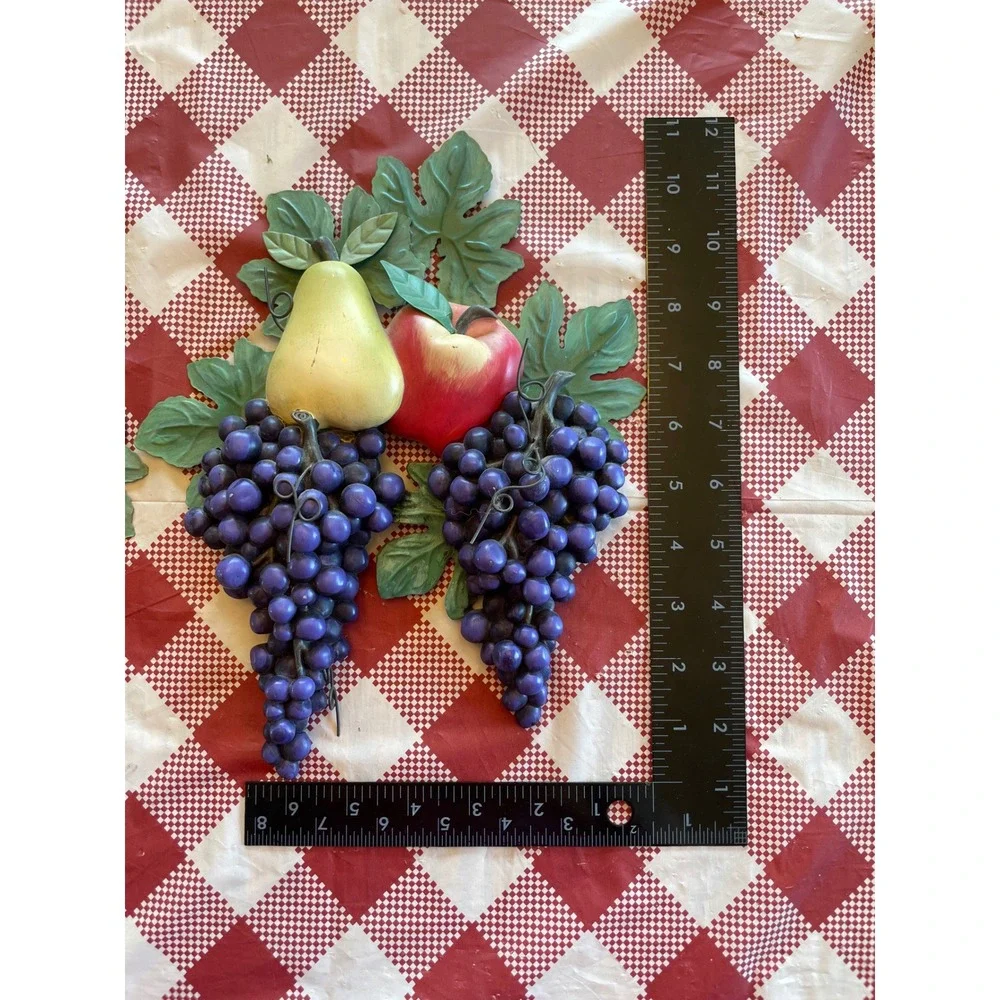 WMG 2006 Fruit Wall Decor Set Grapes Apples Pear Resin Metal Kitchen Art 2pc